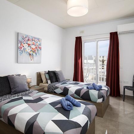 Hilltop Apartments - Stylish Comfort Living Close To The Sea, Bugibba Сент-Полс-Бей Экстерьер фото
